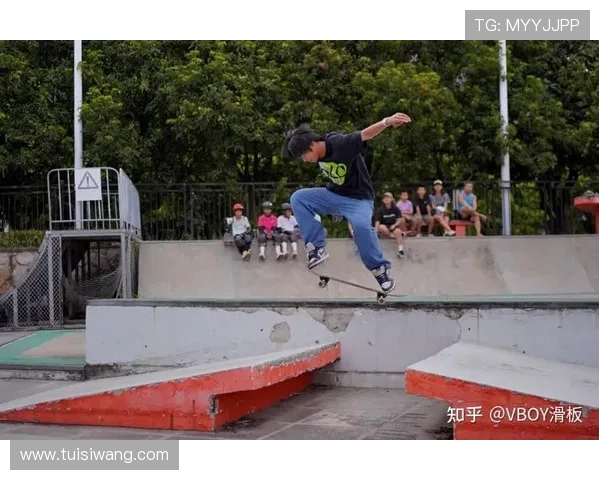 武汉滑板队心理素质深度对比分析与竞技表现的关系探讨