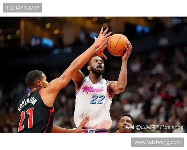 勇士与热火在2018夏季联赛中的激烈对决与精彩瞬间回顾 勇士与热火在2018夏季联赛中的激烈对决与精彩瞬间回顾