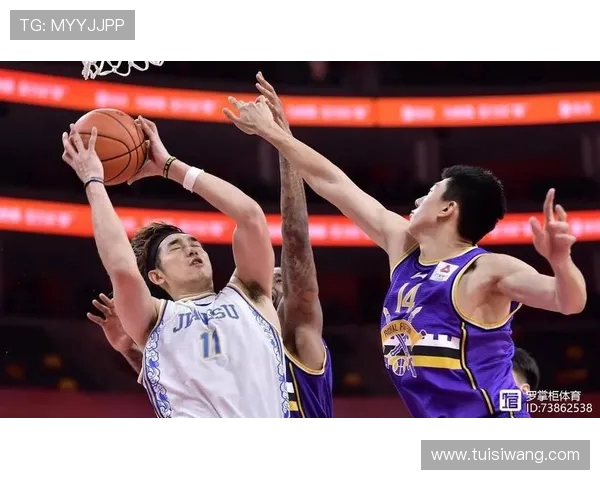 吴冠希：从篮球场上的新星到国家队的中坚力量，如何塑造自己的职业生涯