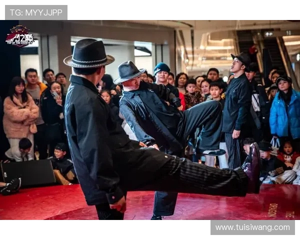 赛后复盘深圳街舞队与成都街舞队实力对比分析与精彩瞬间回顾 赛后复盘深圳街舞队与成都街舞队实力对比分析与精彩瞬间回顾